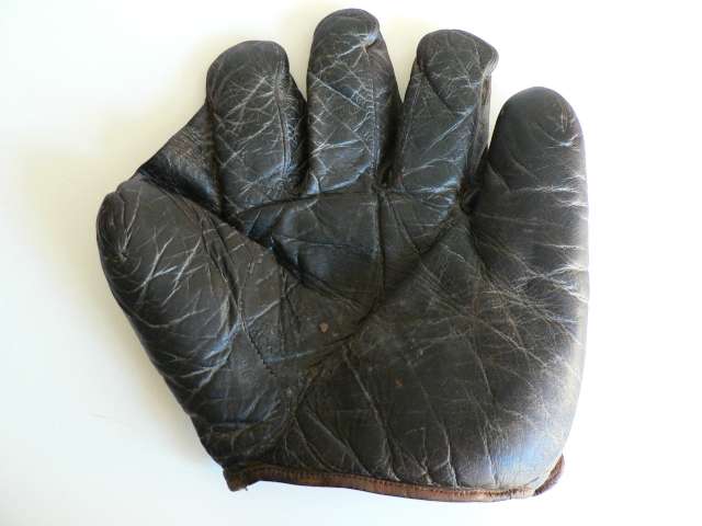 Goldsmith Full Web Dark Front